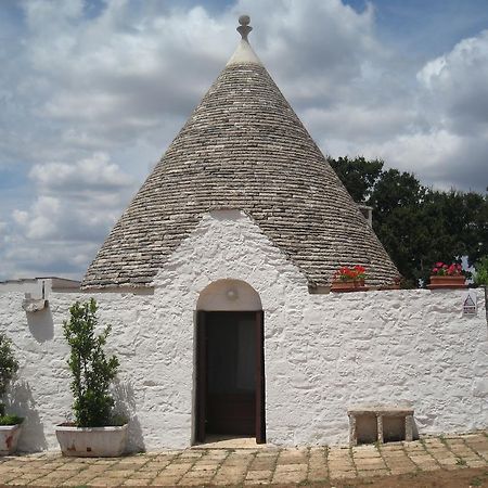 Masseria Colombo Mottola Esterno foto