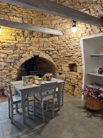 Masseria Colombo Mottola Esterno foto