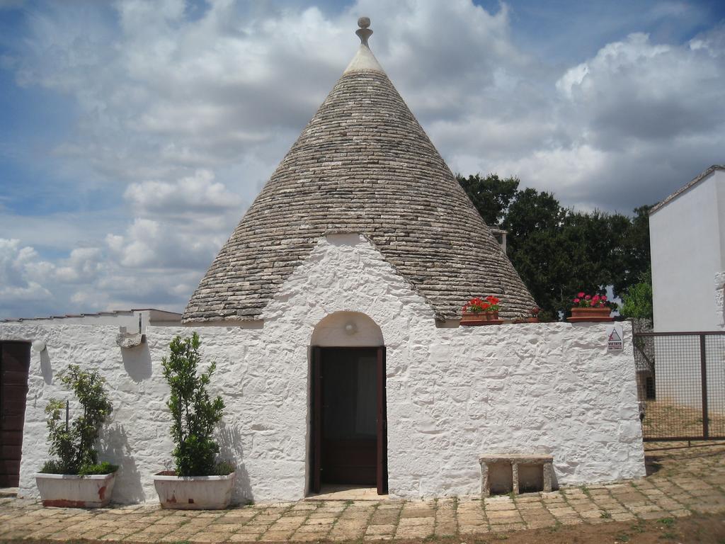 Masseria Colombo Mottola Esterno foto