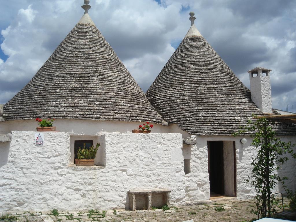 Masseria Colombo Mottola Esterno foto